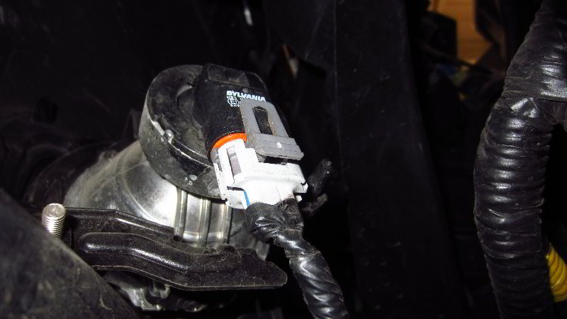 2017-2022-Kia-Sportage-Fog-Light-Bulbs-Replacement-Guide-021