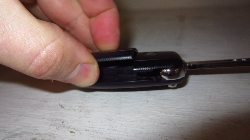 2017-2022-Kia-Sportage-Key-Fob-Battery-Replacement-Guide-007