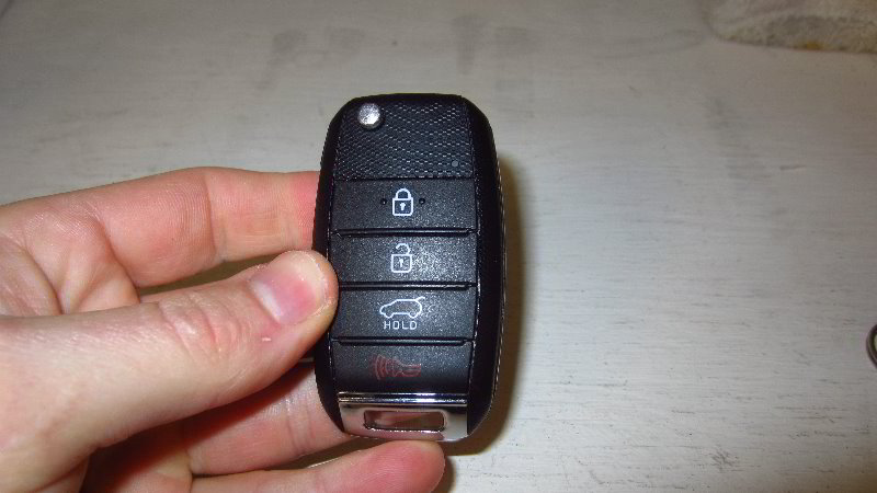 2017-2022-Kia-Sportage-Key-Fob-Battery-Replacement-Guide-017