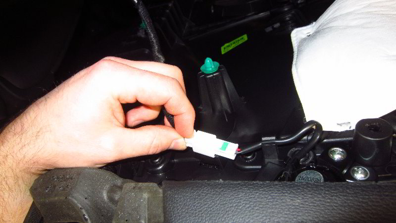2017-2022-Kia-Sportage-Interior-Door-Panels-Removal-Guide-020