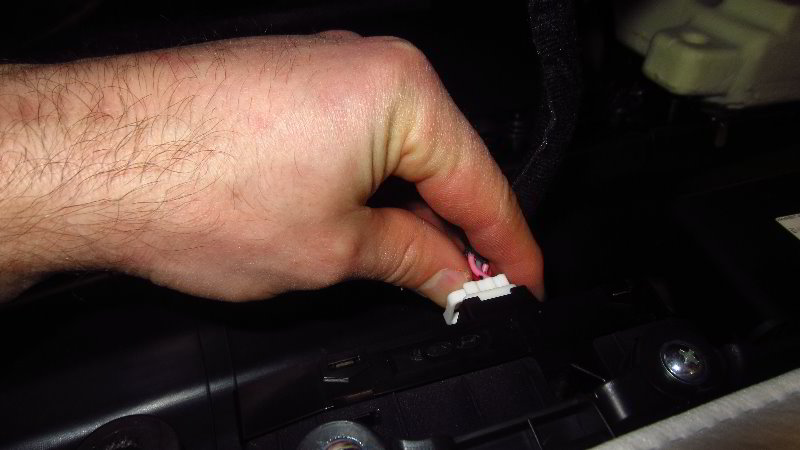 2017-2022-Kia-Sportage-Interior-Door-Panels-Removal-Guide-021