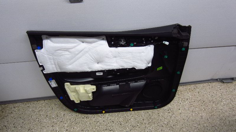 2017-2022-Kia-Sportage-Interior-Door-Panels-Removal-Guide-027