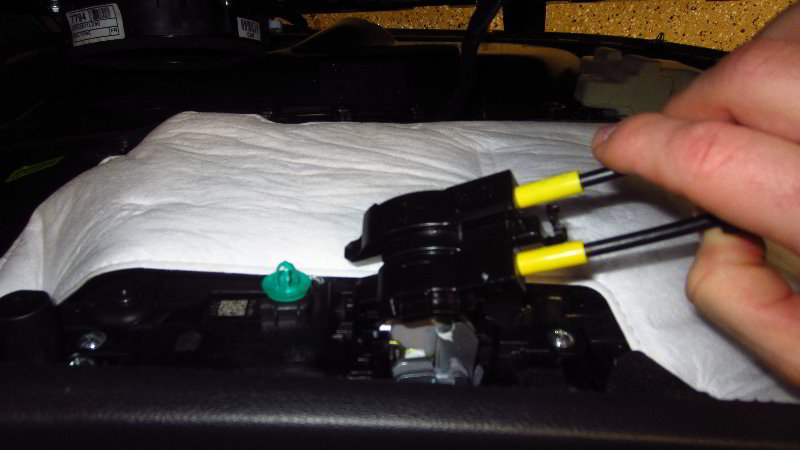2017-2022-Kia-Sportage-Interior-Door-Panels-Removal-Guide-037