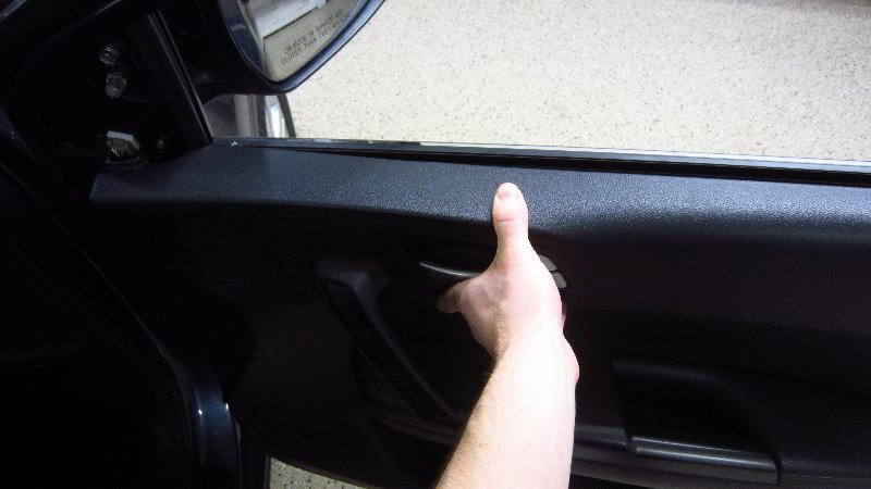 2017-2022-Kia-Sportage-Interior-Door-Panels-Removal-Guide-039