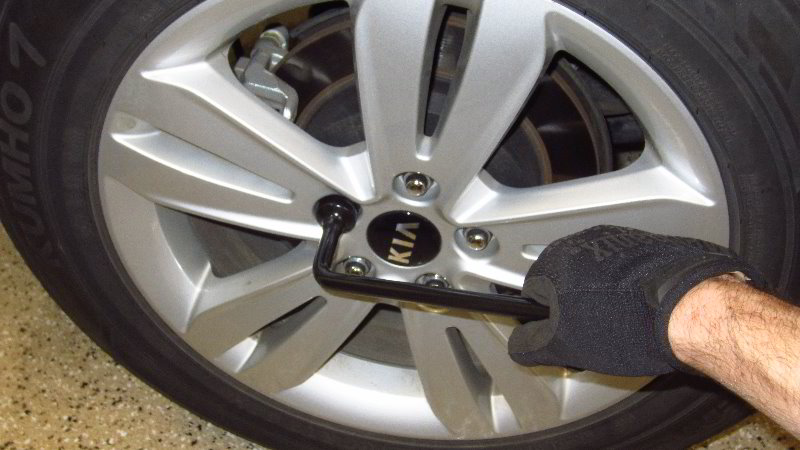 2017-2022-Kia-Sportage-Rear-Brake-Pads-Replacement-Guide-050