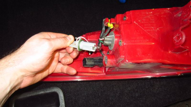 2017-2022-Kia-Sportage-Tail-Light-Bulbs-Replacement-Guide-014