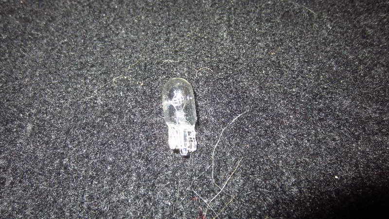 2017-2022-Kia-Sportage-Tail-Light-Bulbs-Replacement-Guide-016