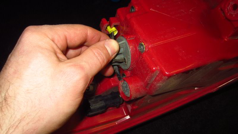 2017-2022-Kia-Sportage-Tail-Light-Bulbs-Replacement-Guide-019