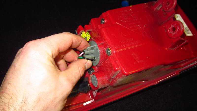 2017-2022-Kia-Sportage-Tail-Light-Bulbs-Replacement-Guide-023