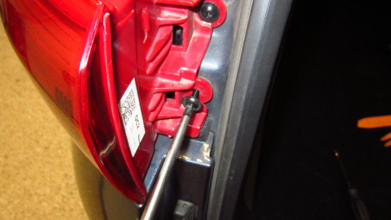 2017-2022-Kia-Sportage-Tail-Light-Bulbs-Replacement-Guide-028