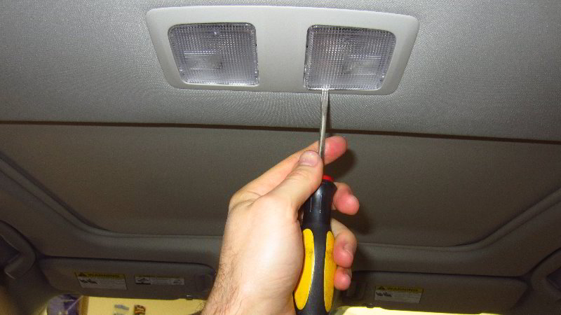 2017-2022-Mazda-CX-5-Dome-Light-Bulbs-Replacement-Guide-002