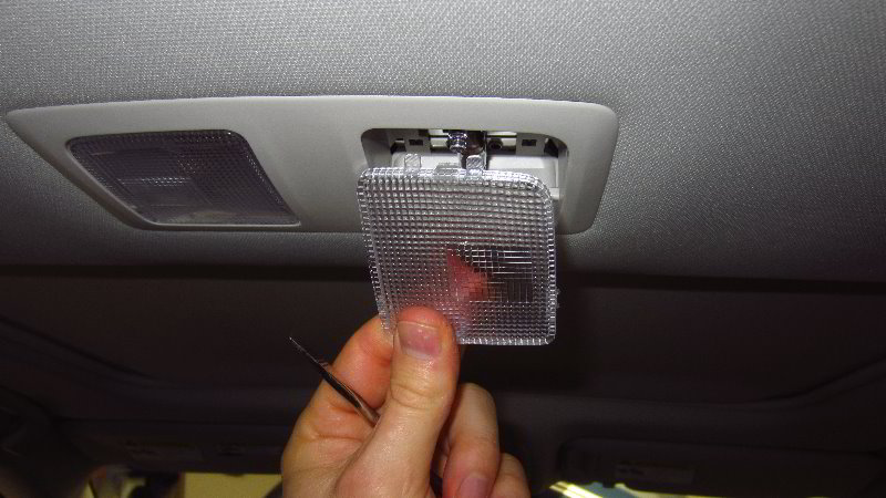 2017-2022-Mazda-CX-5-Dome-Light-Bulbs-Replacement-Guide-004