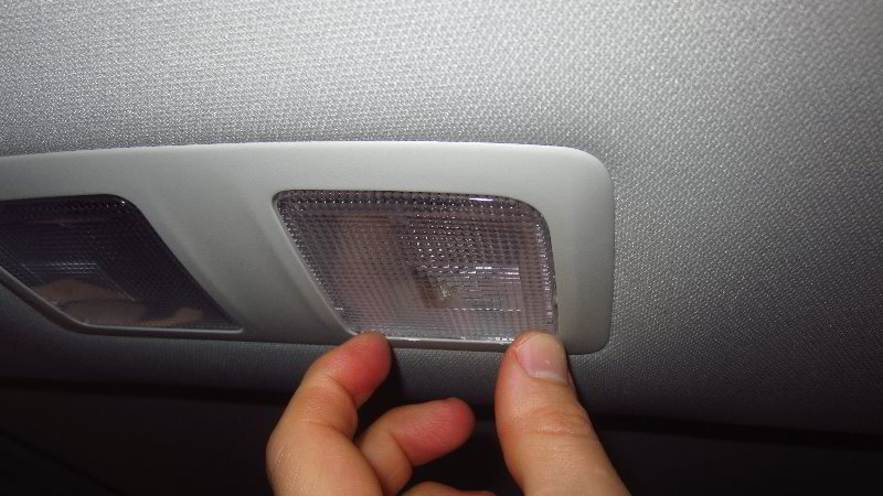 2017-2022-Mazda-CX-5-Dome-Light-Bulbs-Replacement-Guide-014