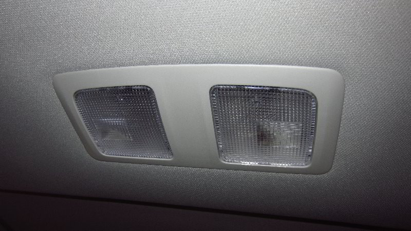 2017-2022-Mazda-CX-5-Dome-Light-Bulbs-Replacement-Guide-015