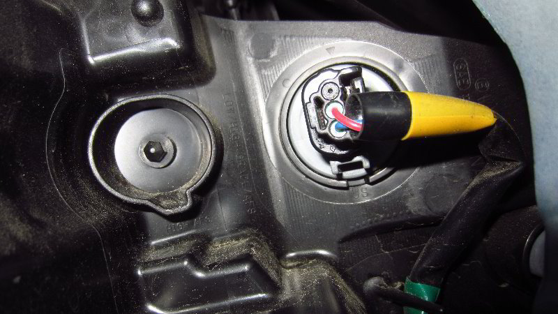 2017-2022-Mazda-CX-5-Front-Turn-Signal-Light-Bulb-Replacement-Guide-011