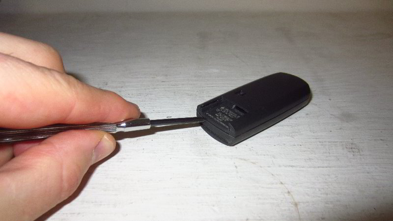 2017-2022-Mazda-CX-5-Key-Fob-Battery-Replacement-Guide-007