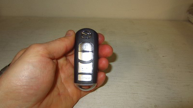 2017-2022-Mazda-CX-5-Key-Fob-Battery-Replacement-Guide-025