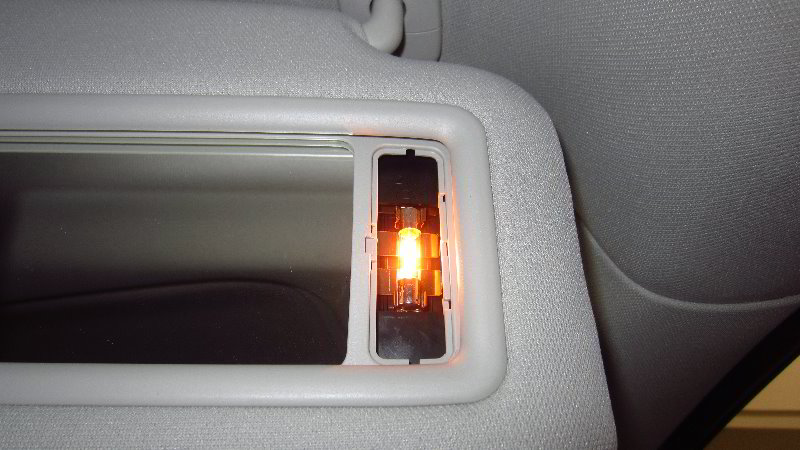 2017-2022-Mazda-CX-5-Vanity-Mirror-Light-Bulb-Replacement-Guide-007