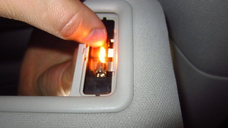 2017-2022-Mazda-CX-5-Vanity-Mirror-Light-Bulb-Replacement-Guide-013