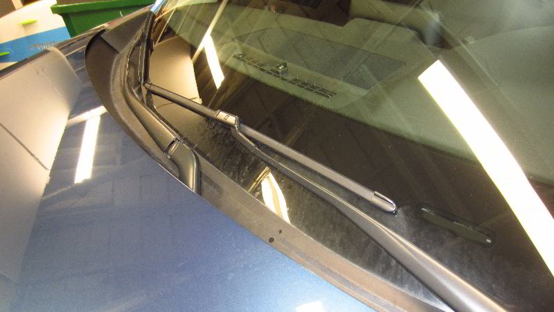 2017-2022-Mazda-CX-5-Windshield-Wiper-Blades-Replacement-Guide-012