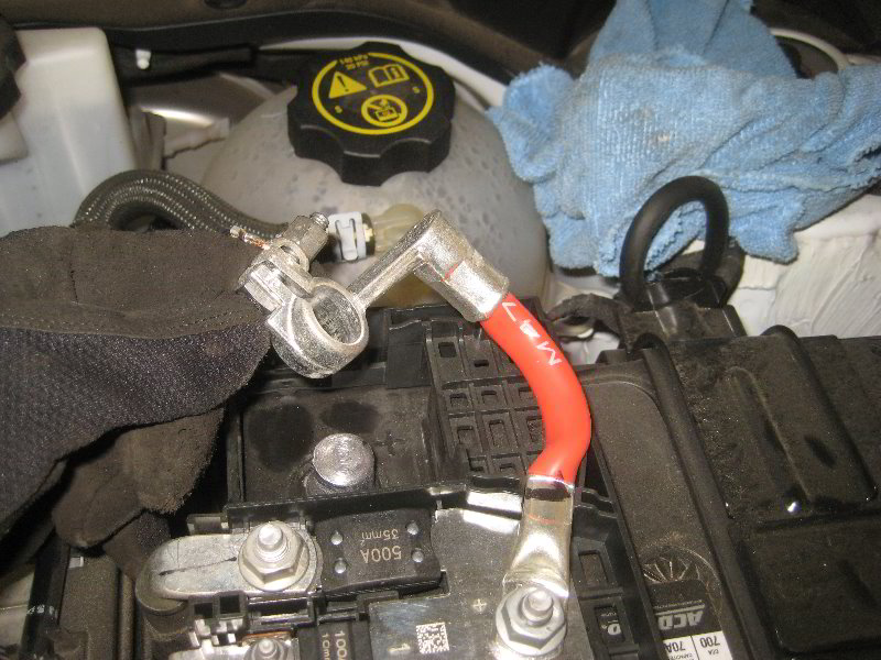 2018-2022-Chevrolet-Equinox-12V-Automotive-Battery-Replacement-Guide-011