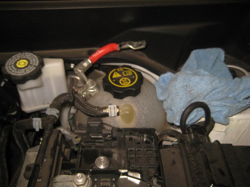 2018-2022-Chevrolet-Equinox-12V-Automotive-Battery-Replacement-Guide-014