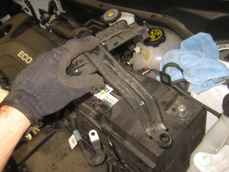 2018-2022-Chevrolet-Equinox-12V-Automotive-Battery-Replacement-Guide-035