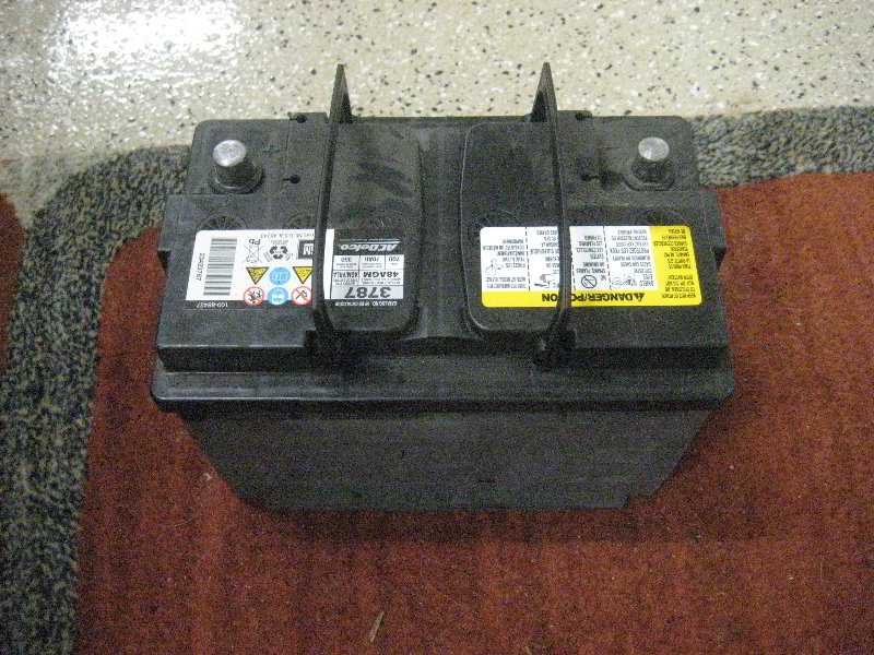 2018-2022-Chevrolet-Equinox-12V-Automotive-Battery-Replacement-Guide-040