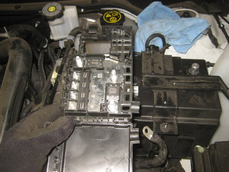 20182022ChevroletEquinox12VAutomotiveBatteryReplacementGuide053