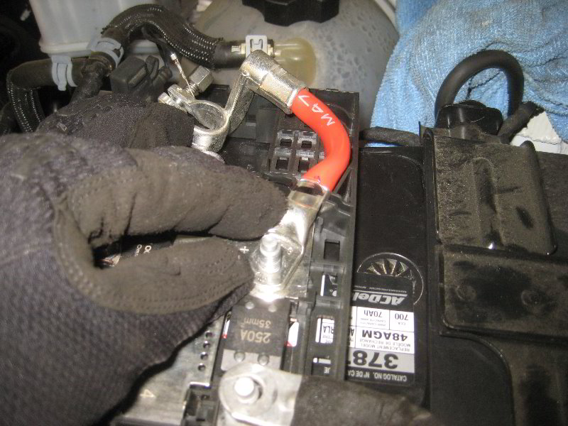 2018-2022-Chevrolet-Equinox-12V-Automotive-Battery-Replacement-Guide-058