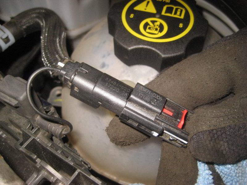 2018-2022-Chevrolet-Equinox-12V-Automotive-Battery-Replacement-Guide-061