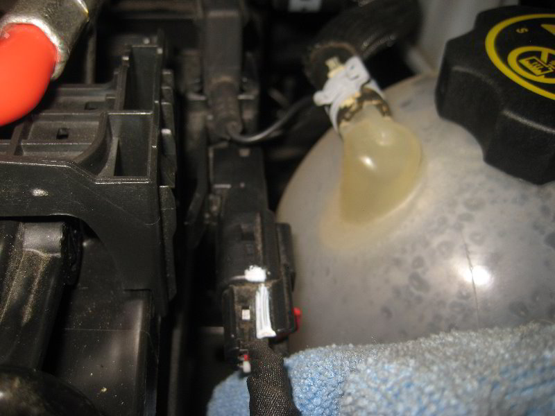 2018-2022-Chevrolet-Equinox-12V-Automotive-Battery-Replacement-Guide-063