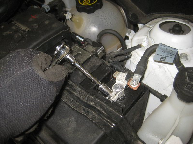 2018-2022-Chevrolet-Equinox-12V-Automotive-Battery-Replacement-Guide-068