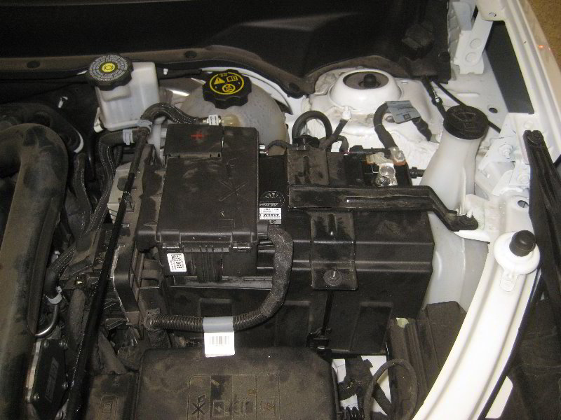 2018-2022-Chevrolet-Equinox-12V-Automotive-Battery-Replacement-Guide-069