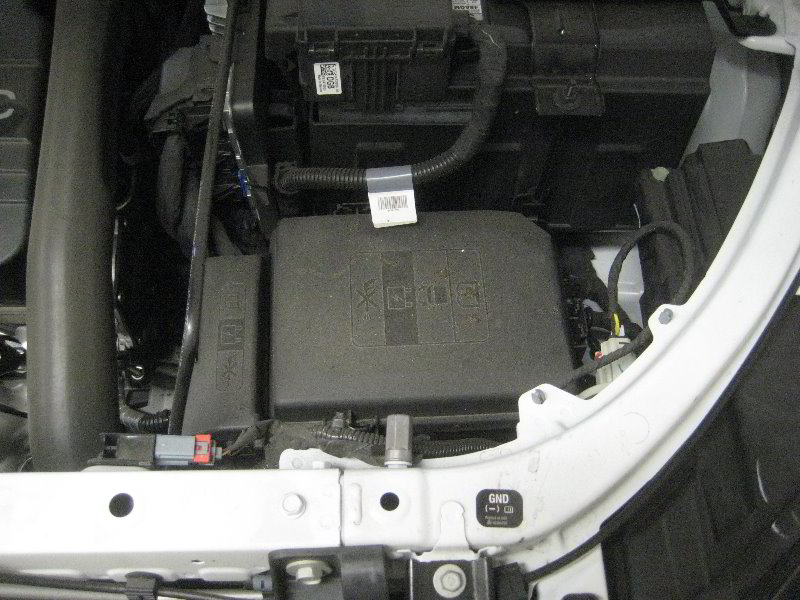 2018-2022-Chevrolet-Equinox-Electrical-Fuse-Replacement-Guide-001