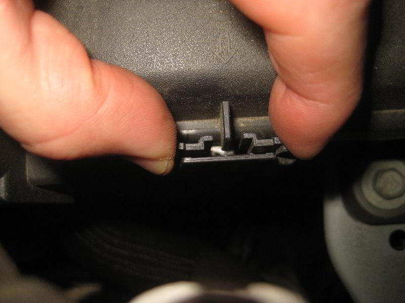 2018-2022-Chevrolet-Equinox-Electrical-Fuse-Replacement-Guide-004