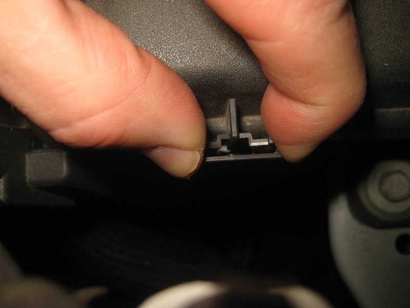 2018-2022-Chevrolet-Equinox-Electrical-Fuse-Replacement-Guide-005