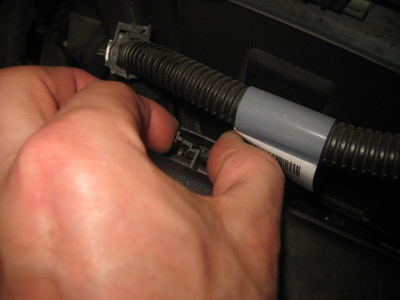 2018-2022-Chevrolet-Equinox-Electrical-Fuse-Replacement-Guide-007