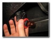 2018-2022-Chevrolet-Equinox-Front-Turn-Signal-Light-Bulbs-Replacement-Guide-009