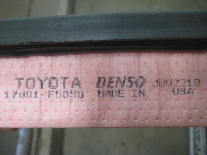 2018-2022-Toyota-Camry-Engine-Air-Filter-Replacement-Guide-012