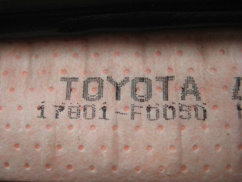 2018-2022-Toyota-Camry-Engine-Air-Filter-Replacement-Guide-013