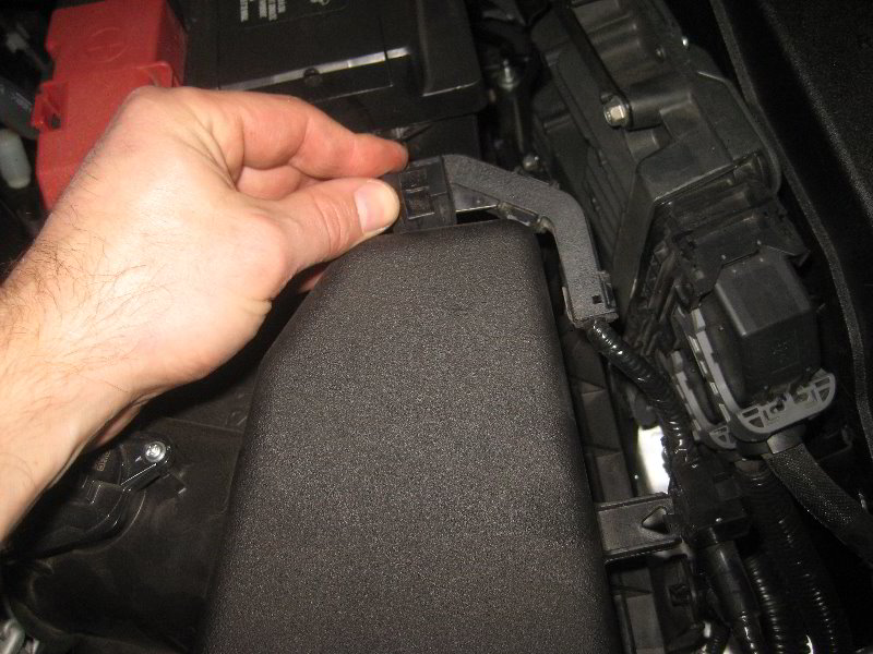 2018-2022-Toyota-Camry-Engine-Air-Filter-Replacement-Guide-022