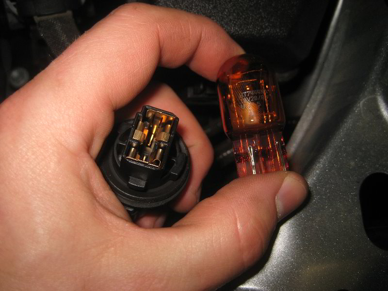 2018-2022-Toyota-Camry-Front-Turn-Signal-Light-Bulb-Replacement-Guide-006