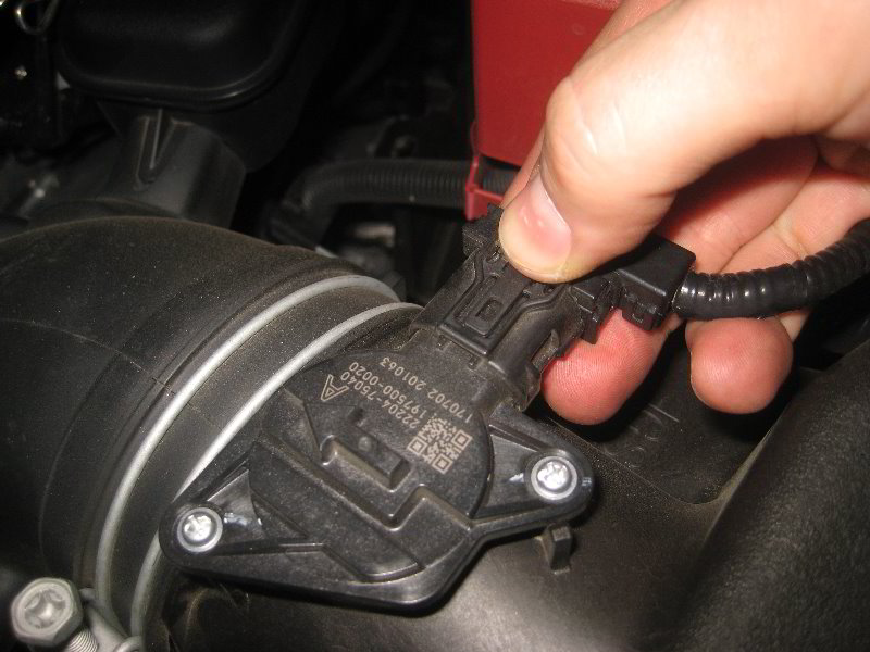 2018-2022-Toyota-Camry-MAF-Sensor-Replacement-Guide-003