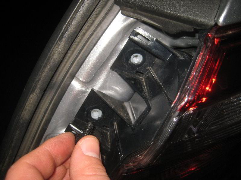 2018-2022-Toyota-Camry-Tail-Light-Bulbs-Replacement-Guide-025