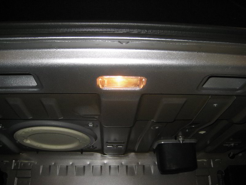 2018-2022-Toyota-Camry-Trunk-Light-Bulb-Replacement-Guide-001