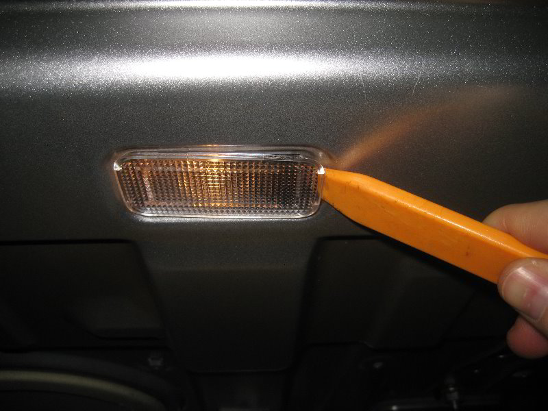 2018-2022-Toyota-Camry-Trunk-Light-Bulb-Replacement-Guide-002