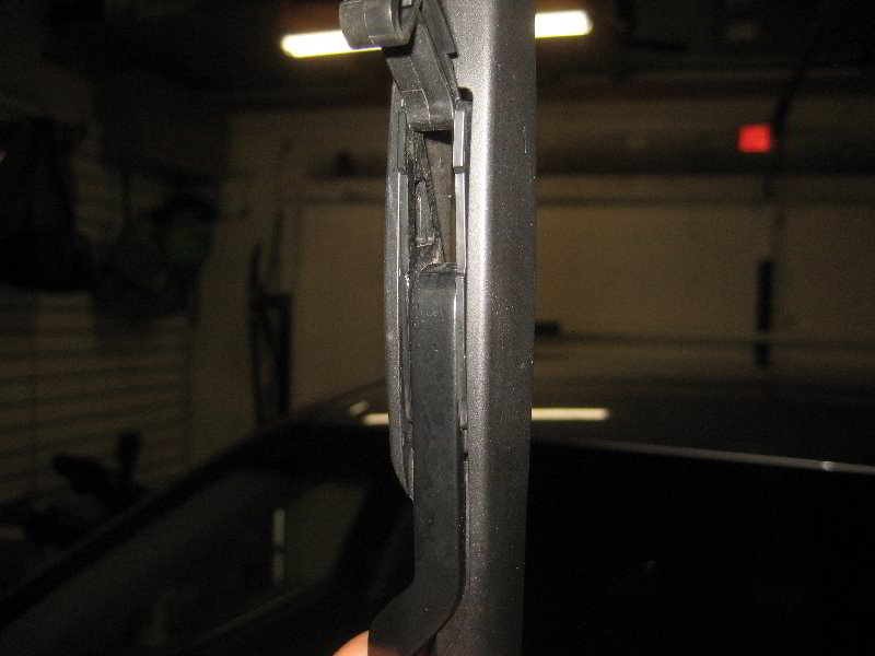 2018-2022-Toyota-Camry-Windshield-Wiper-Blades-Replacement-Guide-017