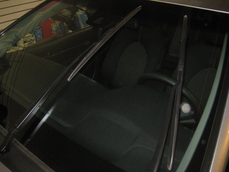 2018-2022-Toyota-Camry-Windshield-Wiper-Blades-Replacement-Guide-020