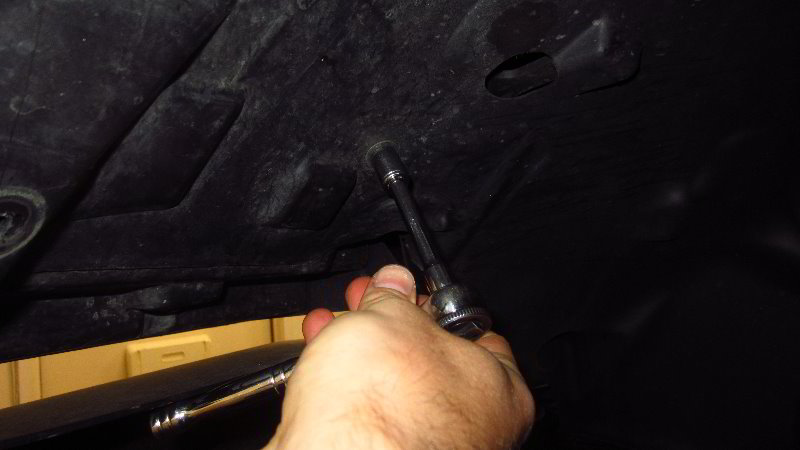 2018-2023-Jeep-Wrangler-Front-Turn-Signal-Light-Bulb-Replacement-Guide-007